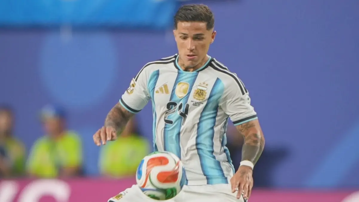 Real Madrid Beli 4 Pemain Bintang, Mourinho Minta Datangkan Enzo Fernandez Enzo Fernandez