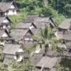 kampung naga ditutup