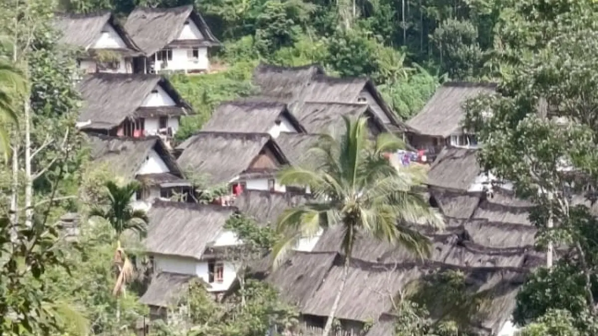 kampung naga ditutup