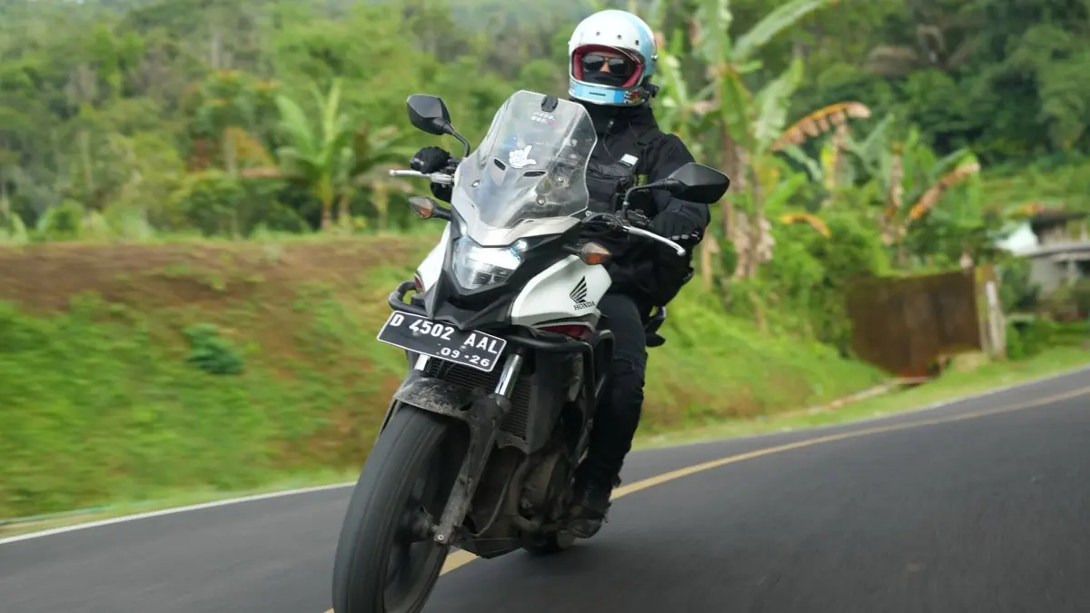 Big Bike vs Motor Biasa: Perbedaan yang Sering Diremehkan tapi Krusial untuk Keselamatan Big Bike