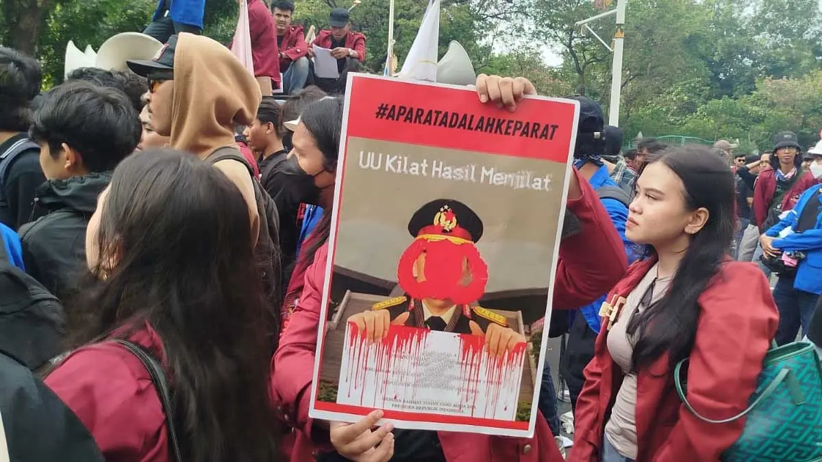 Ketua BEM FH UBK Akui Terima Uang Sebelum Unjuk Rasa di Depan Istana, Civitas Kampus Tuntut Sanksi Tegas Ketua BEM UBK terima uang sebelum aksi mahasiswa