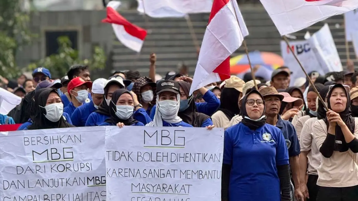 relawan mbg di tasikmalaya demo
