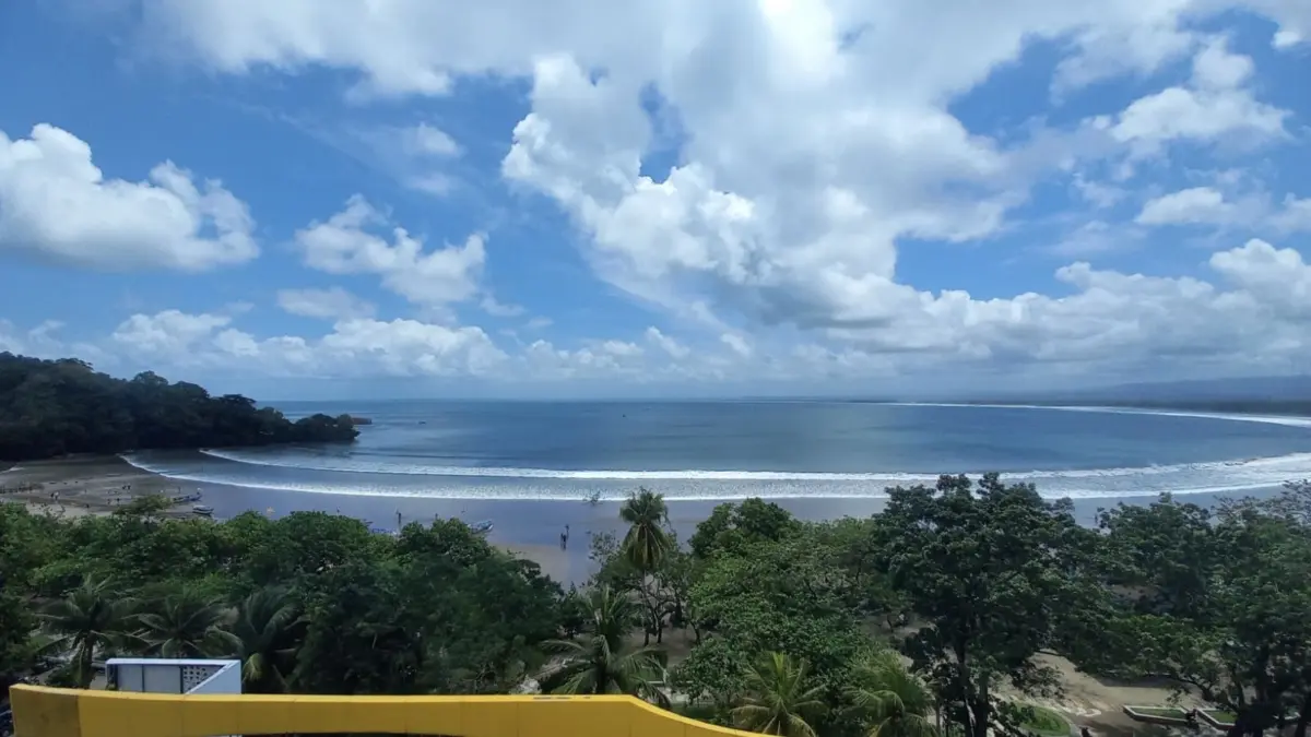 Penggunaan Boogie Board di Pantai Pangandaran Bakal Ditertibkan, Evaluasi Pascainsiden Wisatawan Tenggelam Wisata pantai pangandaran