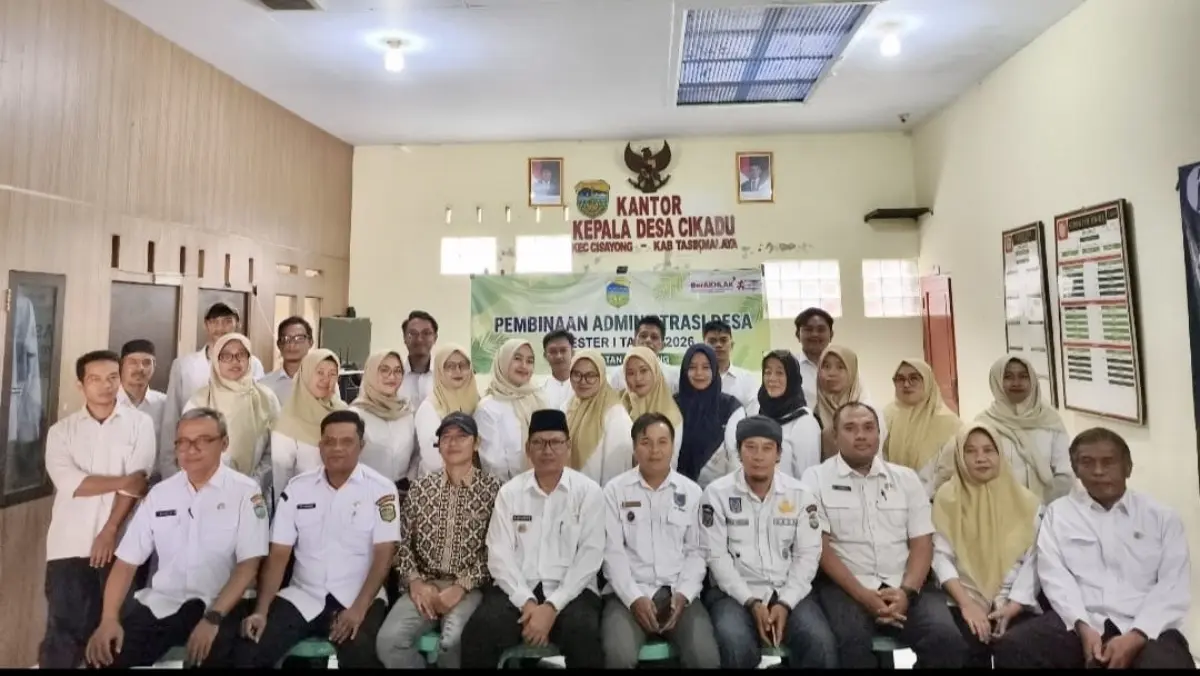 Camat Cisayong Tasikmalaya Bina Perangkat Desa, Tekankan Disiplin dan Tertib Administrasi Pemerintahan Desa Camat cisayong