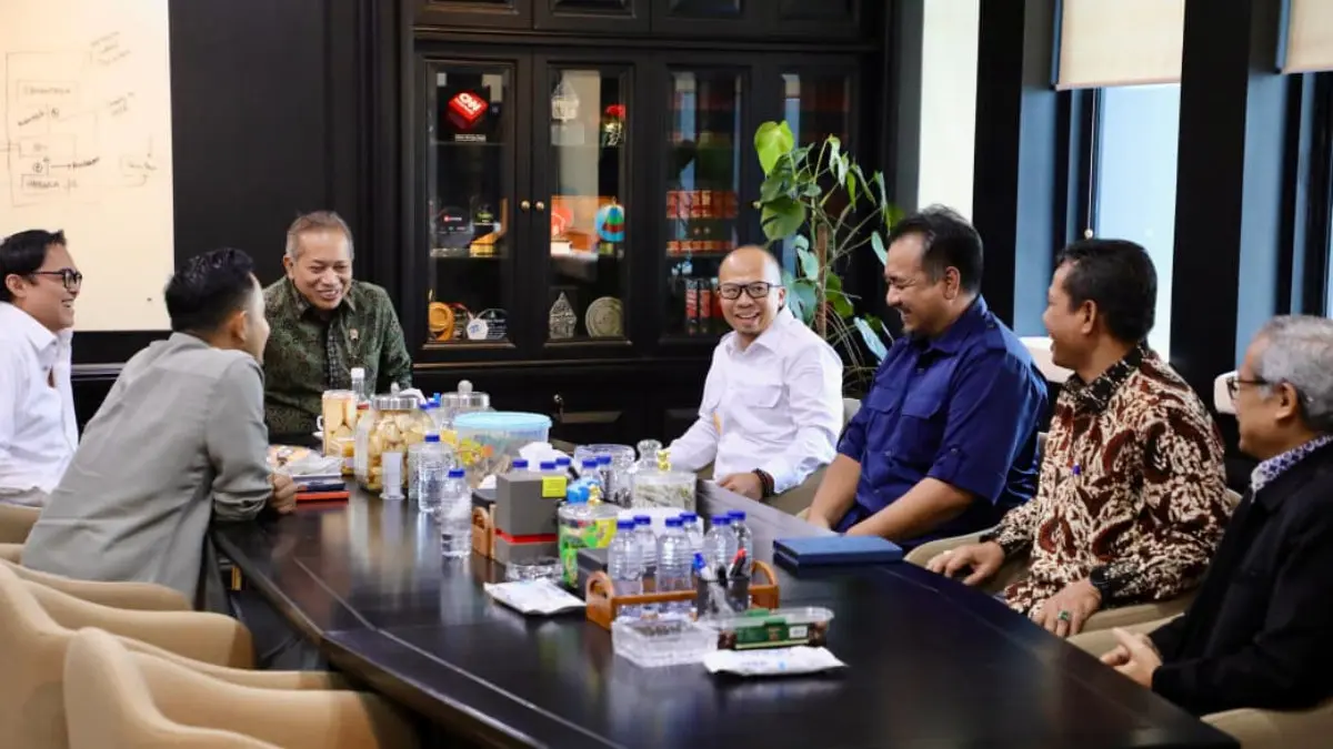 Bahas Harkopnas di Kota Tasikmalaya, Viman Temui Langsung Menkop Ferry Juliantono Harkopnas di Kota Tasikmalaya