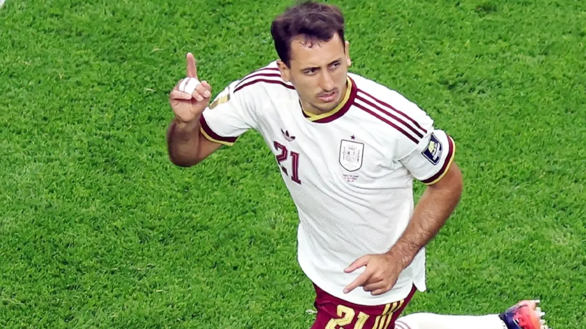 Jurnalis Italia: Oyarzabal dan Unai Simon Senjata Rahasia Spanyol Taklukkan Prancis Mikel Oyarzabal
