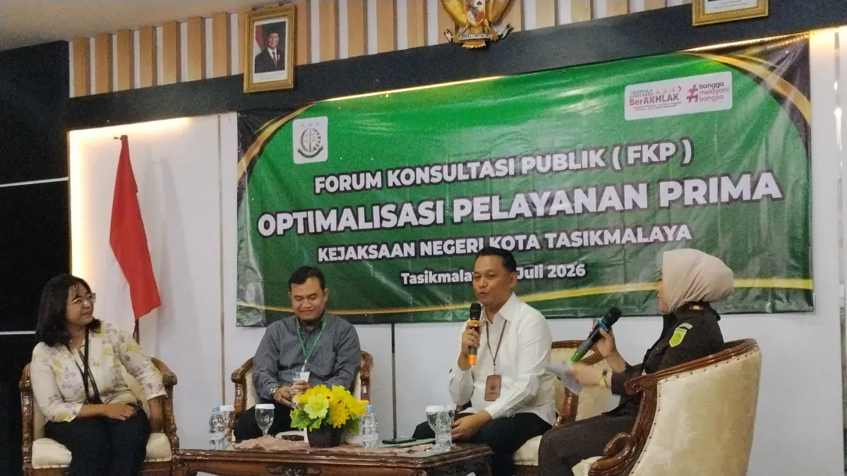 Hilangkan Stigma Takut Datang ke Kejaksaan, Kejari Kota Tasikmalaya Perkuat Pelayanan Publik Forum Konsultasi Publik Kejari Kota Tasikmalaya