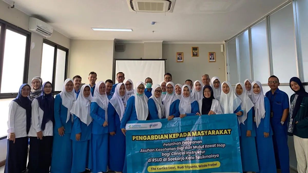 pelatihan kesehatan gigi pasien rawat inap di RSUD Soekardjo