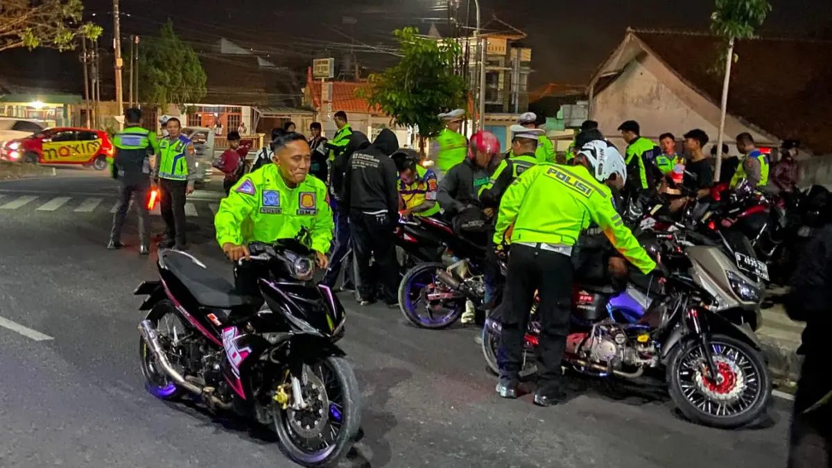Kota Tasikmalaya Bersih-bersih Knalpot Brong, 77 Motor Diamankan Polisi razia knalpot brong