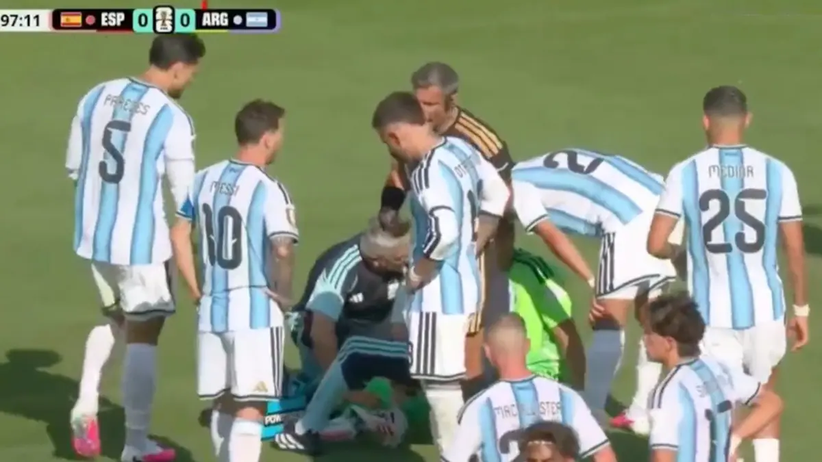 Spanyol vs Argentina Lanjut ke Babak Perpanjangan Waktu, Messi Minta Wasit Batalkan Kartu Merah Enzo Fernandez Argentina