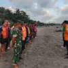 3 Hari Pencarian Belum Juga Ditemukan, Wisatawan Bandung Tenggelam di Pantai Pangandaran wisatawan bandung tenggelam di pantai pangandaran