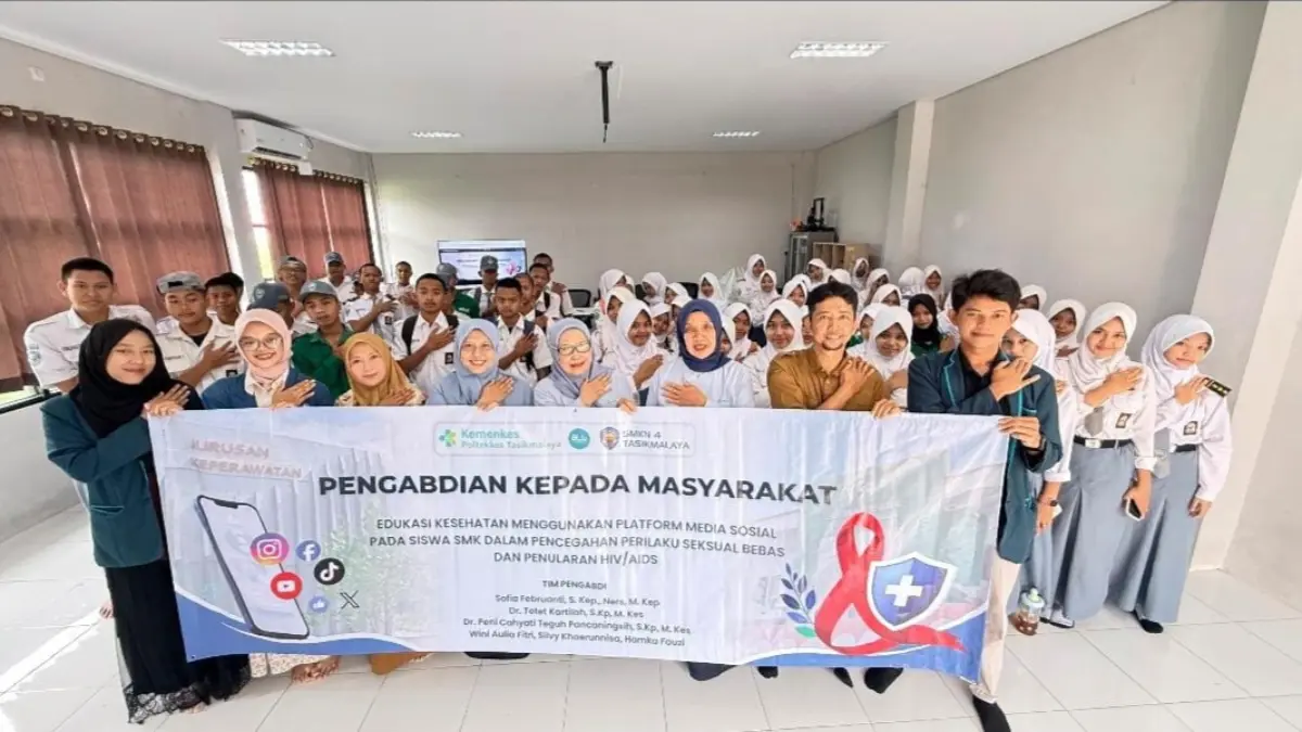 Dosen Poltekkes Kemenkes Tasikmalaya Edukasi Siswa SMK tentang Bahaya Seks Bebas dan HIV/AIDS Lewat Medsos Poltekkes kemenkes
