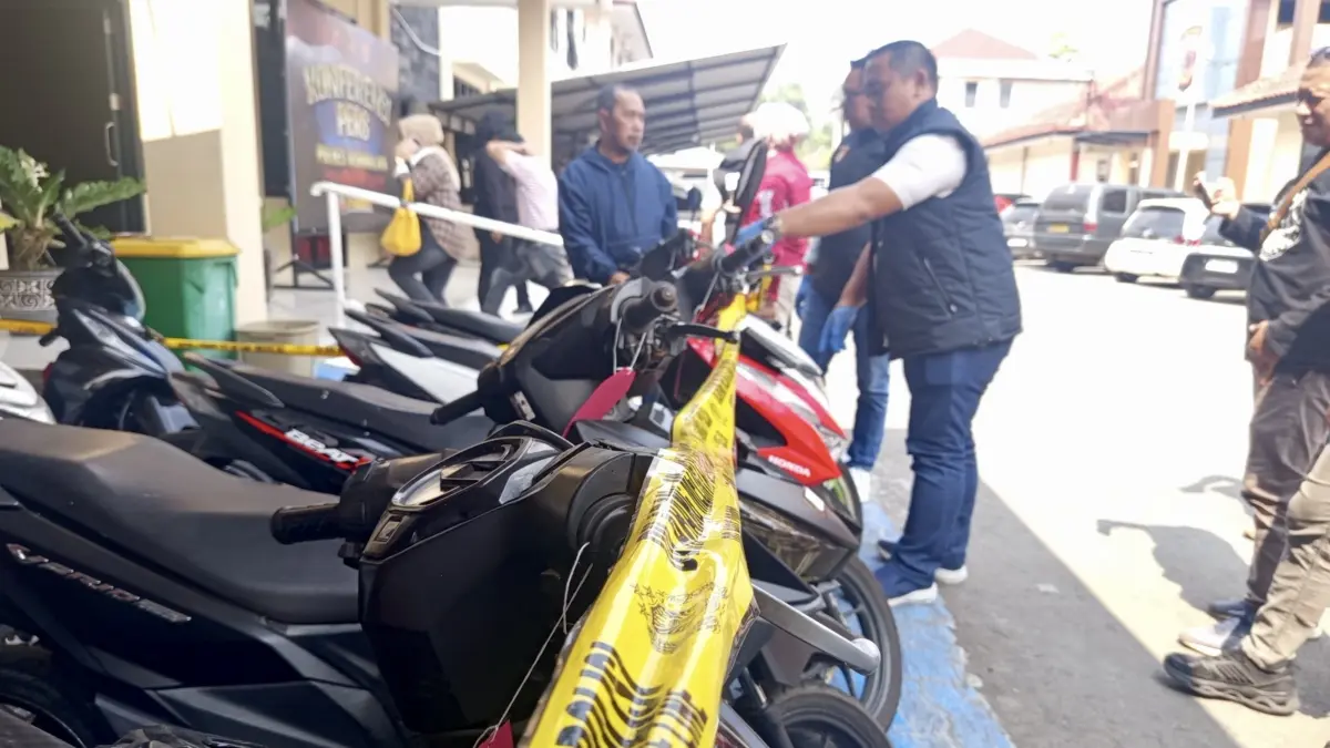 10 Motor Curian Disita, Residivis Curanmor Lintas Provinsi Diringkus Polres Tasikmalaya 10 motor curian diamankan polisi