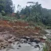 longsor kampung naga