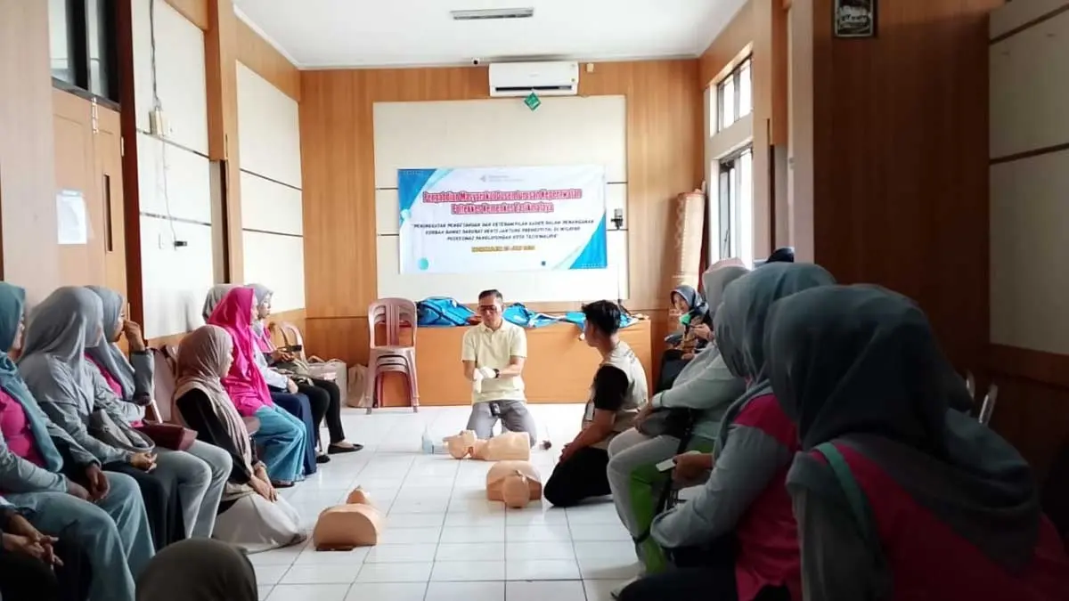 Poltekkes Kemenkes Tasikmalaya Latih Kader Tangani Henti Jantung Sebelum ke Rumah Sakit Poltekkes Kemenkes Tasikmalaya