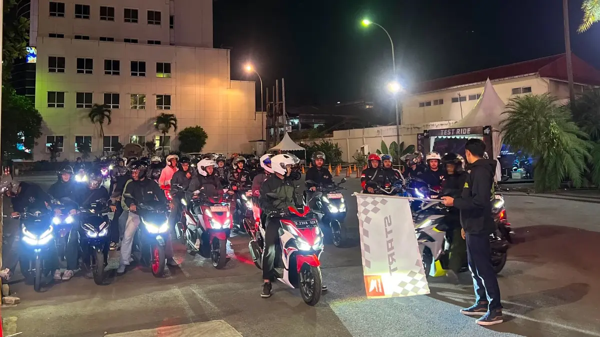Vario Evo 160 Night Ride