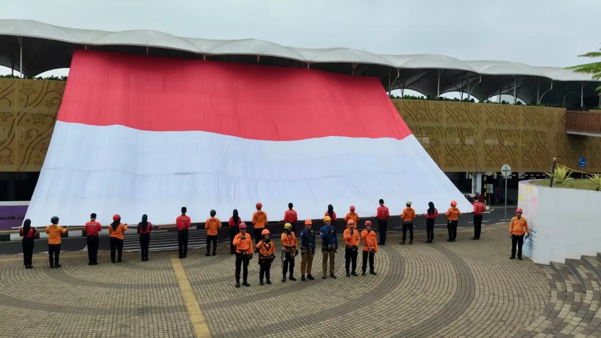 Bendera raksasa