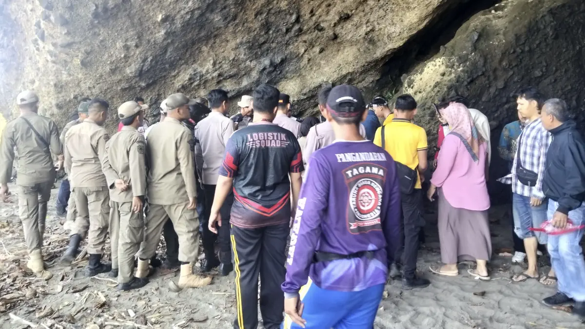 Perempuan yang Meninggalkan Bayi di Terminal Kalipucang Ditemukan di Goa Menir Pangandaran Evakuasi perempuan dalam goa pangandaran