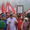 Ribuan bendera berkibar di galunggung