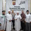 Kasus pelecehan al quran, fpi kota tasikmalaya