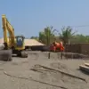 Evakuasi kapal tongkang batu bara di pangandaran
