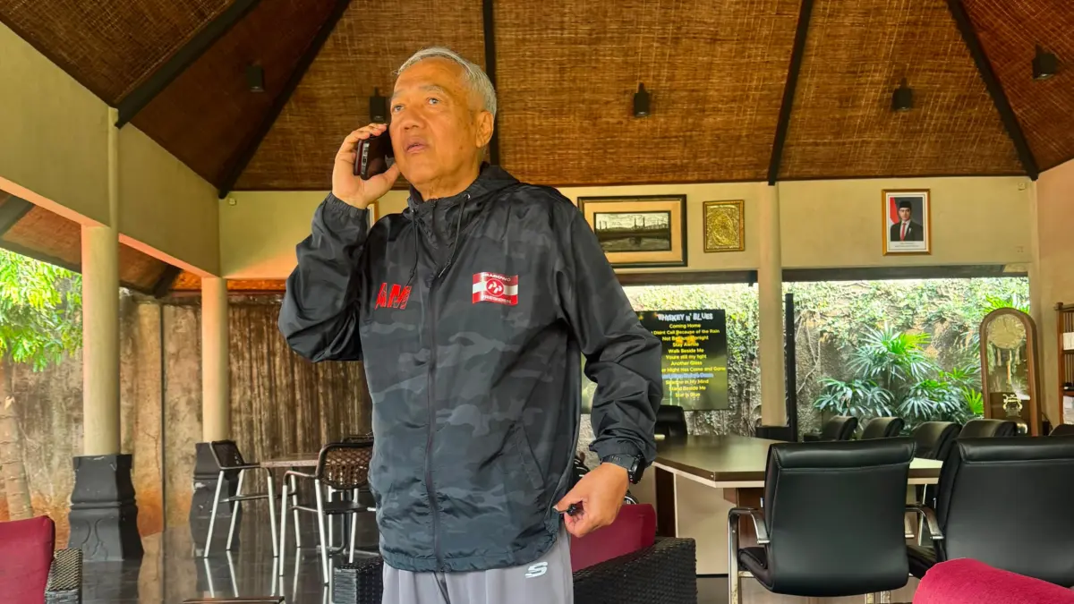 Bambu Apus Bercerita H amir Mahpud
