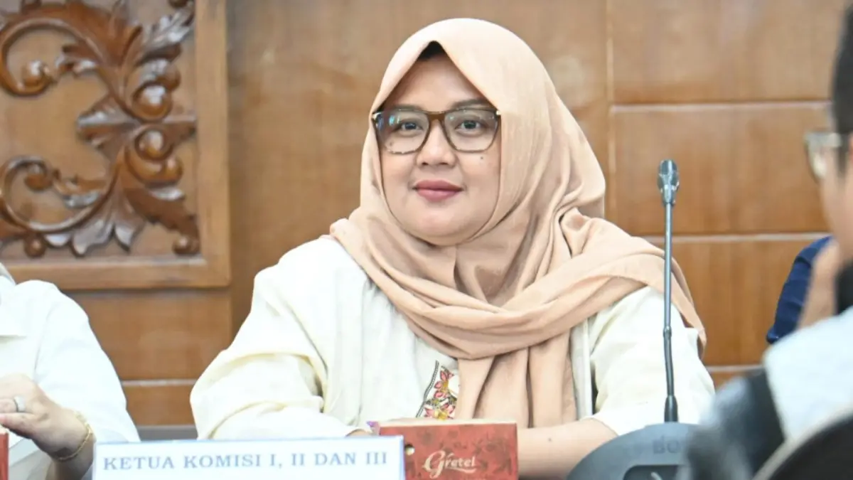 Rossi hernawati