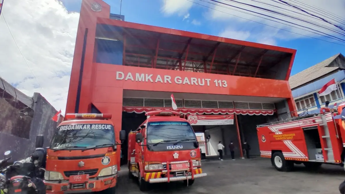 Dua Mobil Damkar Garut Bantuan dari Jepang "Dikandangkan" Damkar