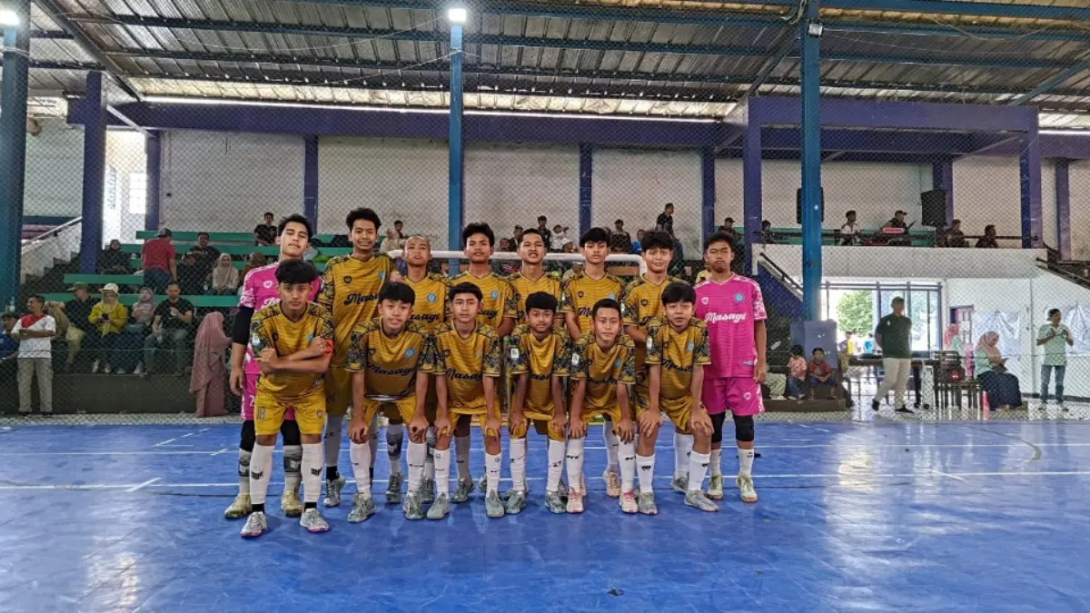 Tim Futsal MTs Garut Juara Porseni Tingkat Jabar Futsal