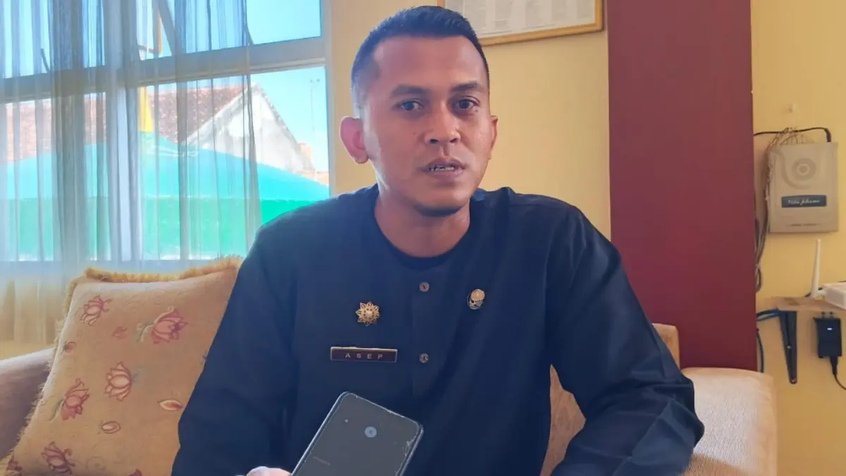 Tak Dapat Bantuan, Lurah Mekarsari Kota Banjar Siap Bantu Pembaruan Data Warga Asep Intan
