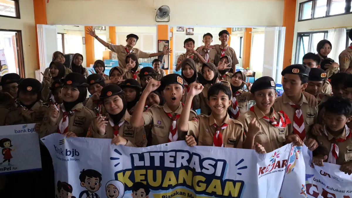 OJK Tasikmalaya Edukasi Pelajar! Jangan FOMO dan Hindari Pinjol Ilegal hingga Judi Online yang Jadi Jebakan edukasi keuangan OJK untuk pelajar Tasikmalaya