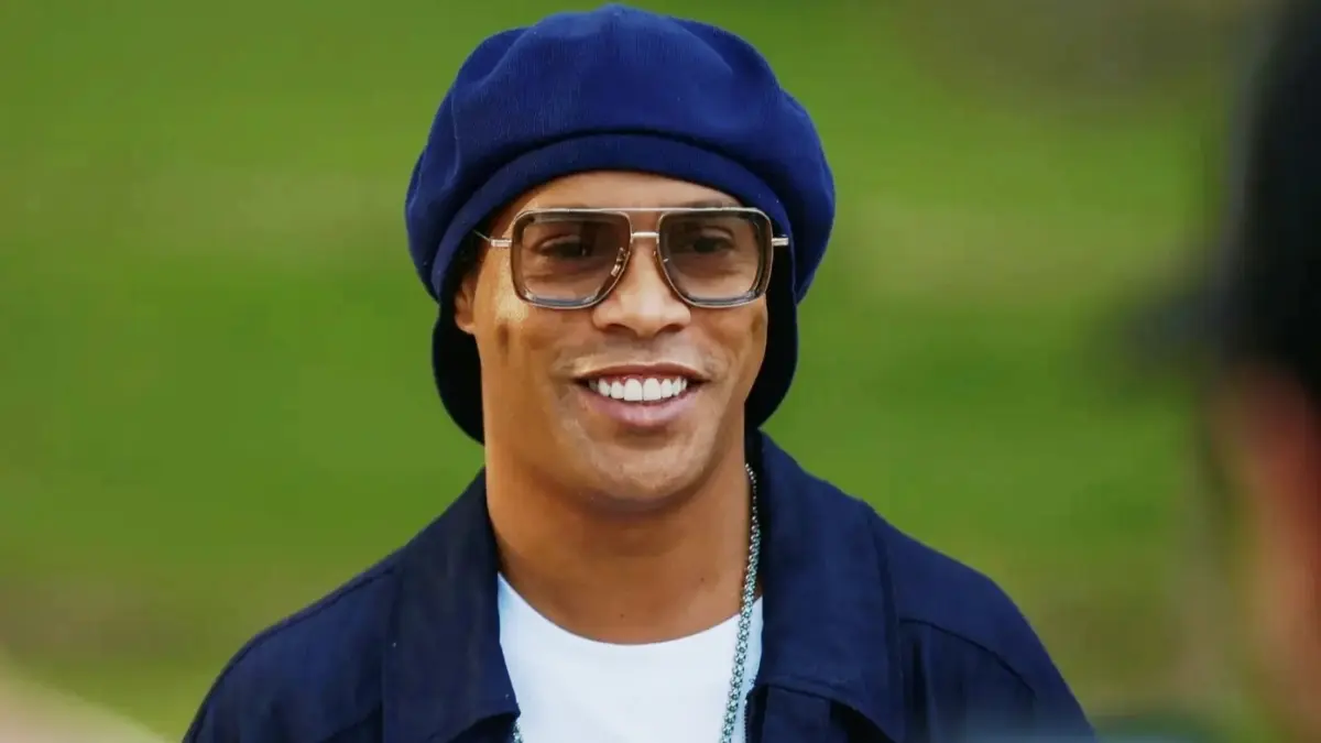 Resmi Gabung Ravenna, Ronaldinho Ingin Lakukan Laga Persahabatan Lawan AC Milan Ronaldinho