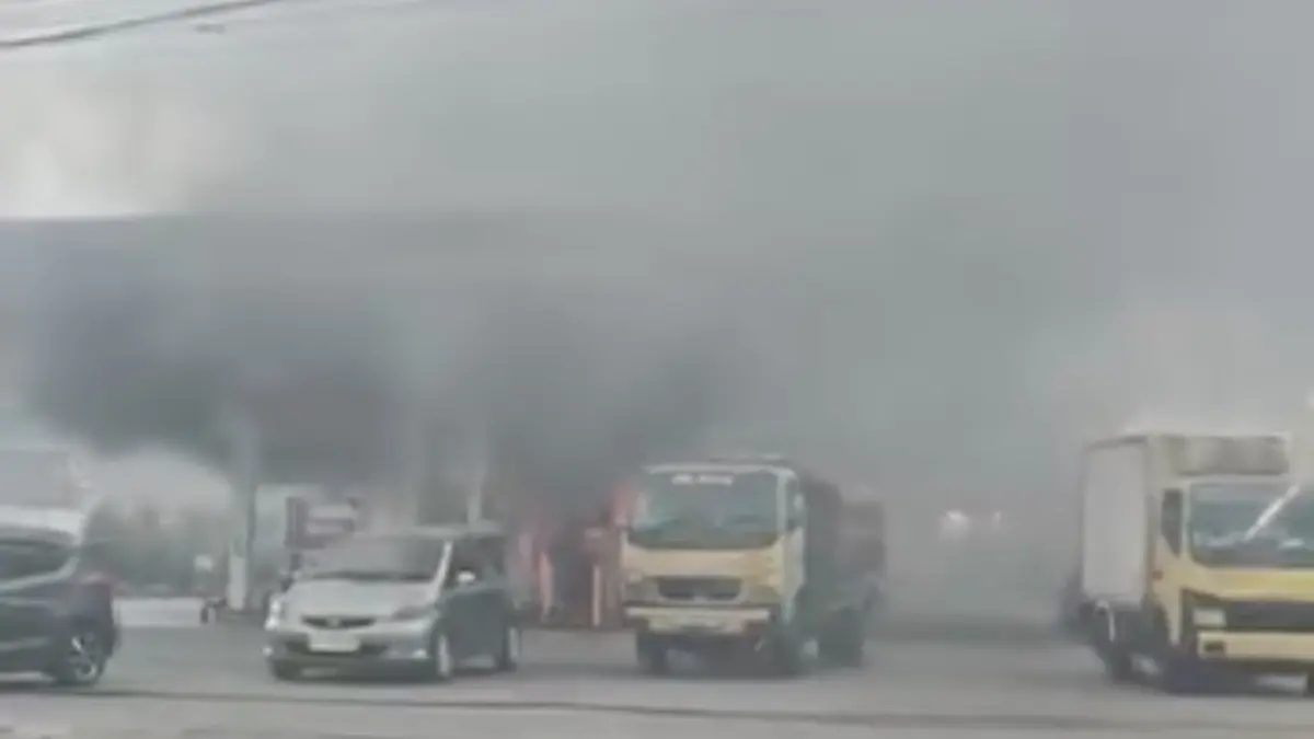 Sepeda Motor di Pangandaran Terbakar di SPBU Usai Isi BBM Kebakaran sepeda motor di SPBU Pangandaran