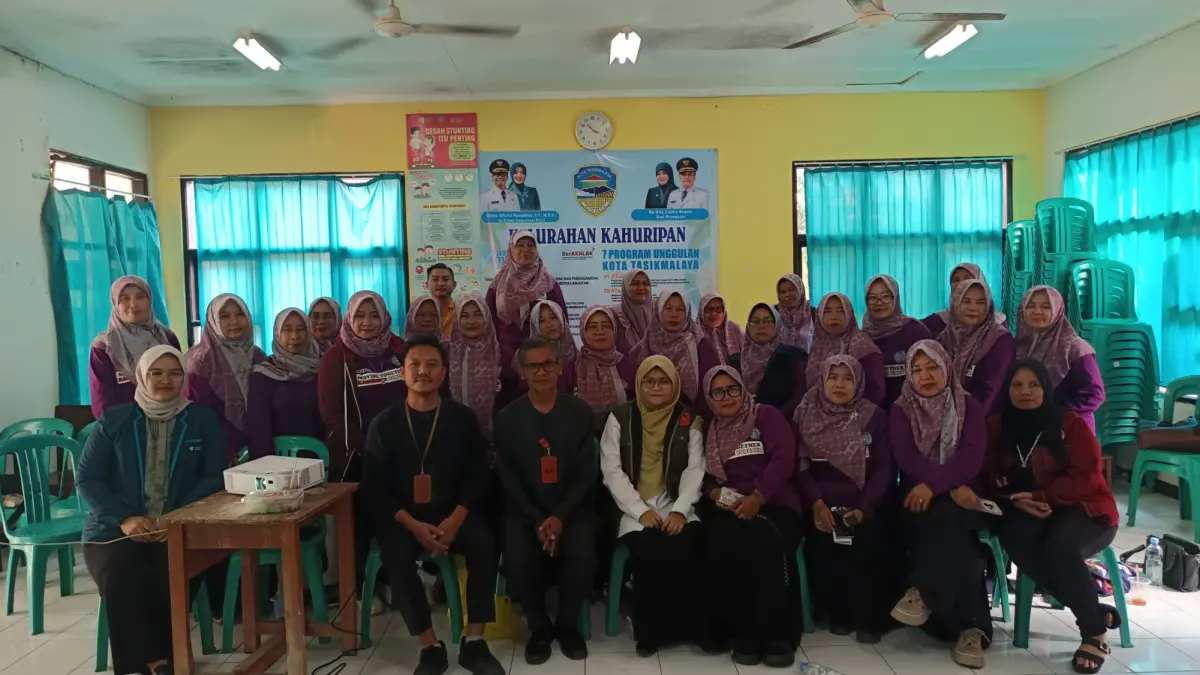 Poltekkes Kemenkes Tasikmalaya Latih Kader Kesehatan Kahuripan Tasikmalaya untuk Perkuat Tangguh Bencana Pengabdian masyarakat