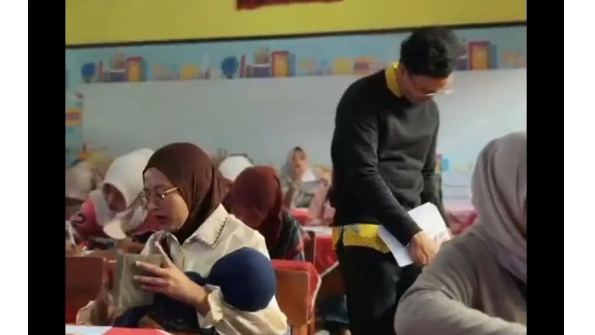 Tak Sekadar Menabung, Siswa SD Perumnas Cisalak Tasikmalaya Dibiasakan Kelola Keuangan Sejak Dini sd perumnas cisalak