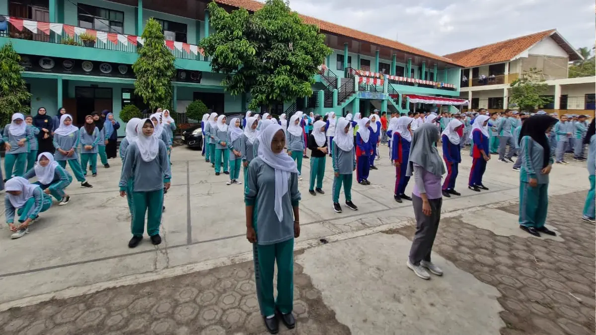 Kurangi Sampah Plastik, SMK Al-Khoeriyah Terapkan Program One Day Free Plastic One Day Free Plastic SMK Al-Khoeriyah