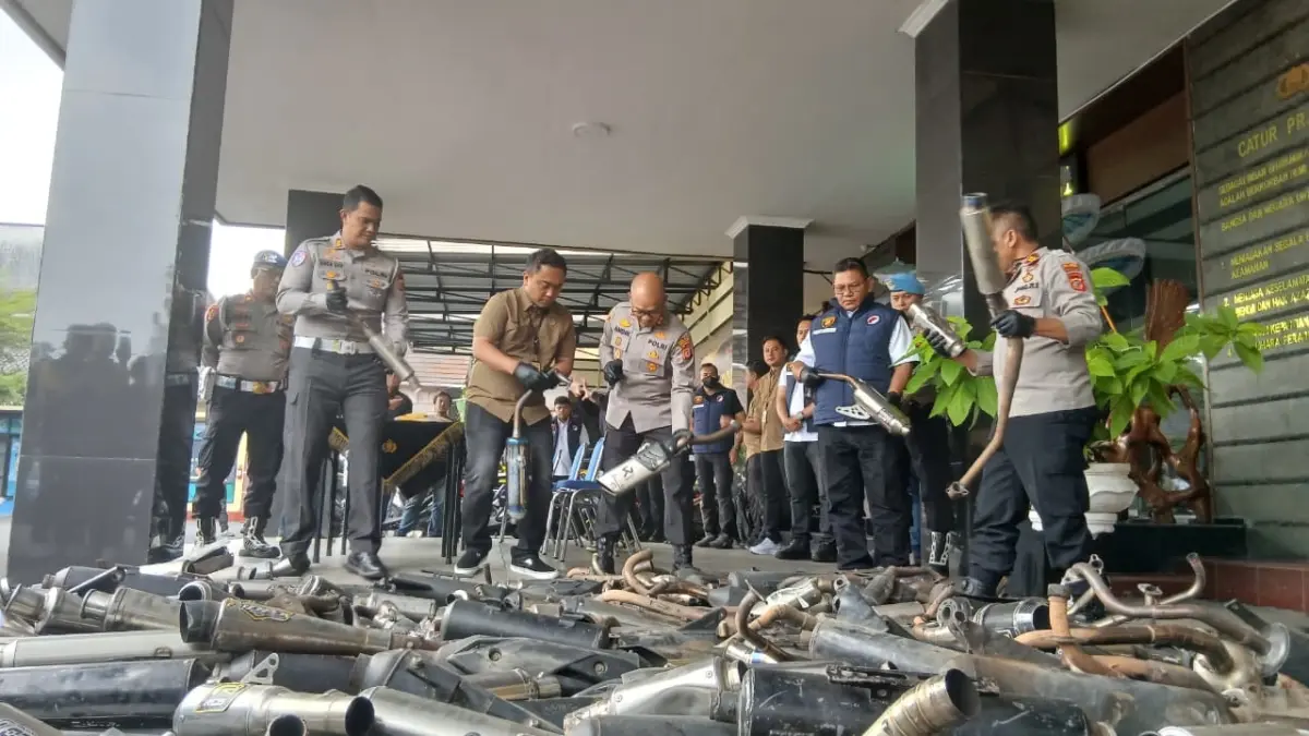 14 Motor Curian, 436 Knalpot Bising dan Ratusan Gram Narkoba Diamankan Polres Tasikmalaya Kota Polres tasikmalaya kota, kasus curanmor, knalpot bising