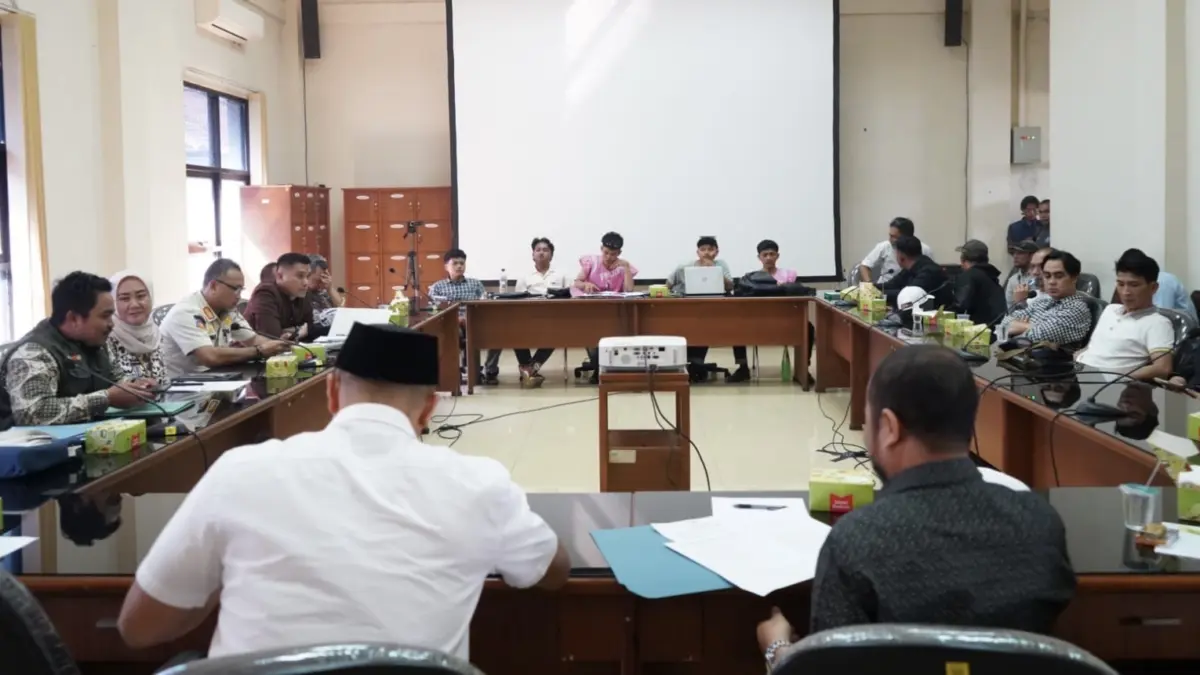 AMT Desak Pemkot Tasikmalaya Buka Hasil Pengawasan Karaoke Aliansi mahasiswa tasikmalaya