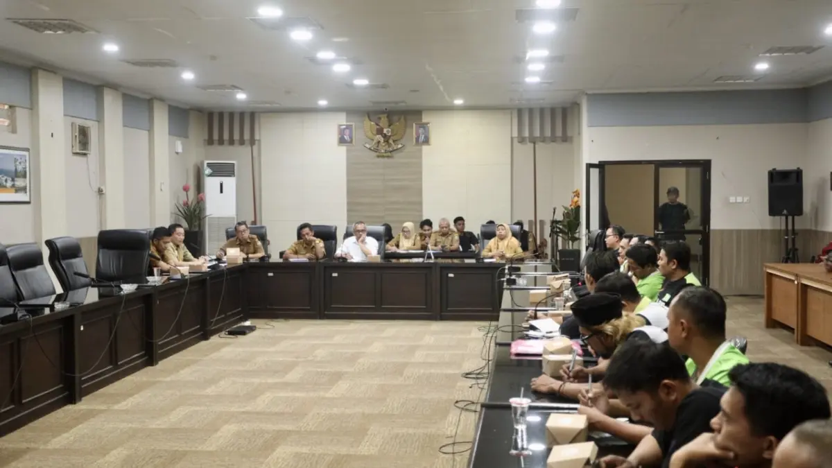 Buruh kabupaten tasik