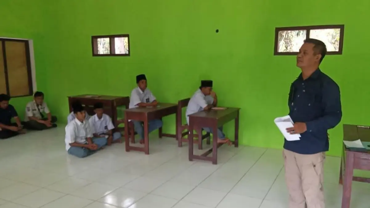 Tekan Kenakalan Remaja, Satpol PP Kota Banjar Datangi Sekolah-Sekolah Edukasi