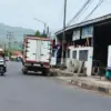 Jalan mayjen lili