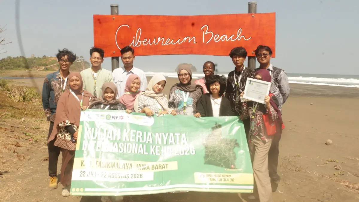Pantai Cibeureum Tasikmalaya Mulai Berbenah, Jangan Sampai Landmark Tinggal Kenangan KKN pengembangan Pantai Cibeureum Tasikmalaya
