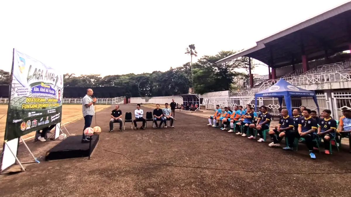 PSSI dan Pemkot Tasikmalaya Lakukan Laga Amal untuk Mengang Ahid, Skor Imbang 1-1 laga amal PSSI dan Pemkot Tasikmalaya