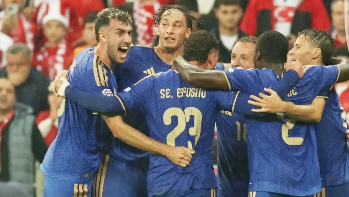 Italia Hajar Turki 4-1, Sabatini: Kami Seperti Tim Juara Piala Dunia Selebrasi pemain Italia saat menghajar Turki 4-1