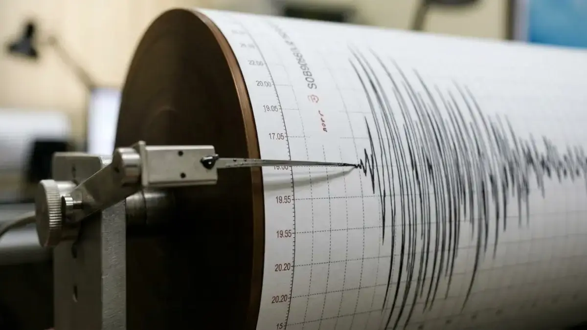 Gempa Cilacap Menggetarkan Pangandaran Gempa bumi cilacap pangandaran