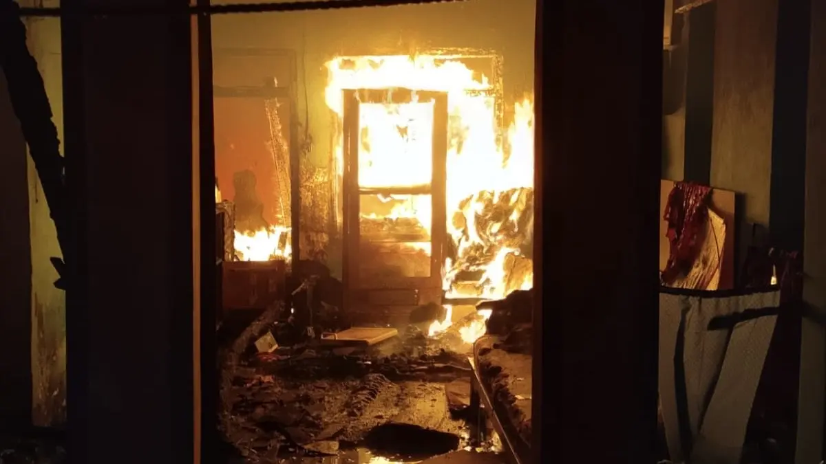 Empat Rumah di Rajapolah Tasikmalaya Terbakar, Korsleting Listrik Mesin Tetas Diduga Jadi Pemicu Kebakaran rumah rajapolah