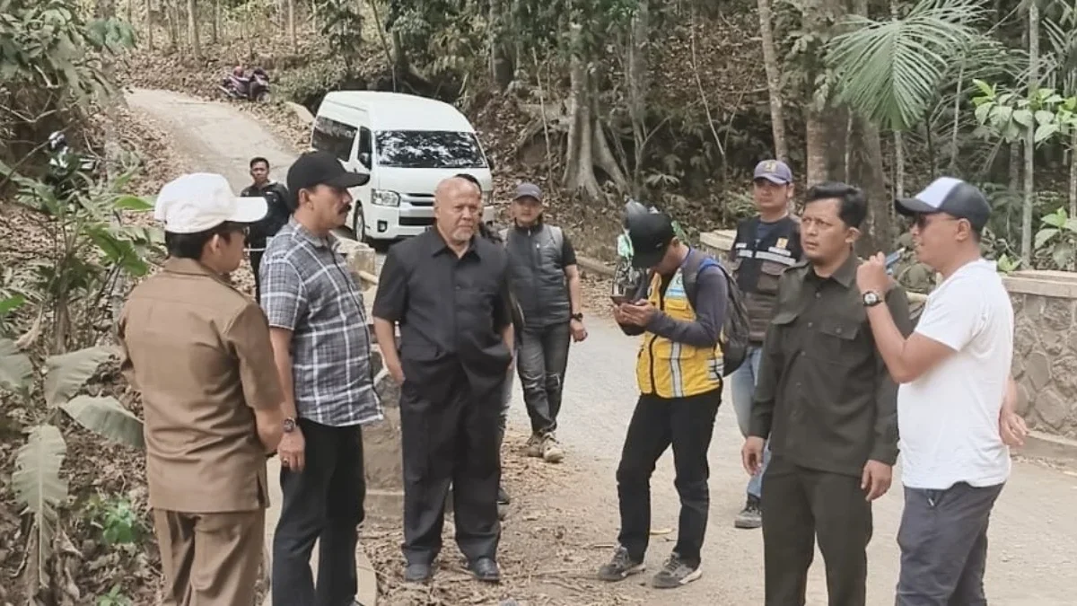 Rekonstruksi jalan