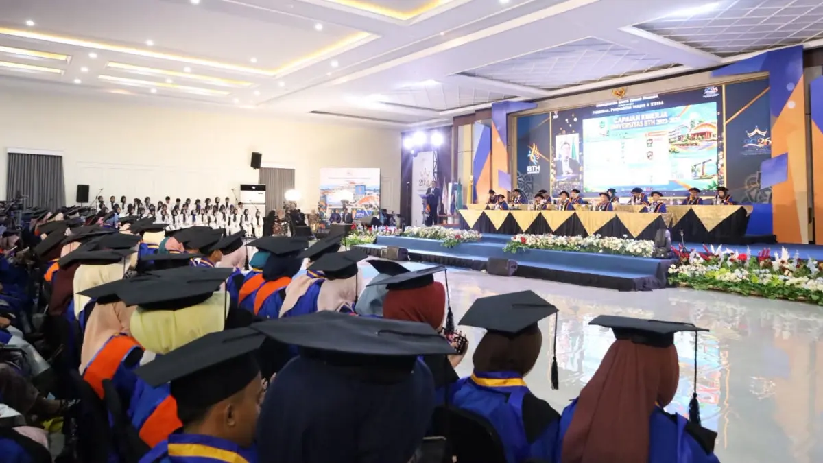 Wisuda 537 mahasiswa BTH Tasikmalaya