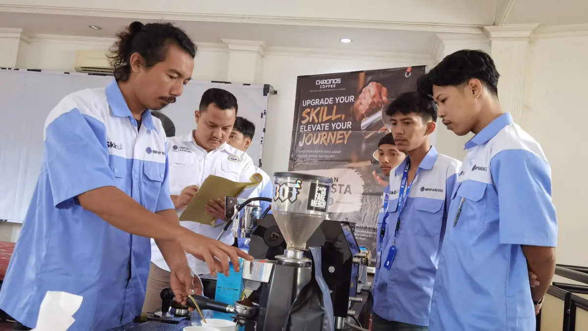 Ratusan Barista Kota Tasikmalaya Disertifikasi, Diuji Biar Kopi Enggak Cuma Modal Gaya Sertifikasi barista