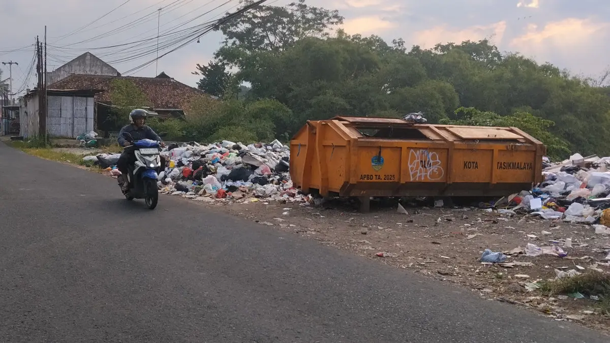 TPS Liar di Kota Tasikmalaya Tak Kunjung Tuntas, Satpol PP Andalkan Pembinaan Warga Semua Harus Peduli